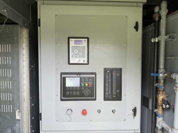 2007 CAT 3516C Diesel Generator