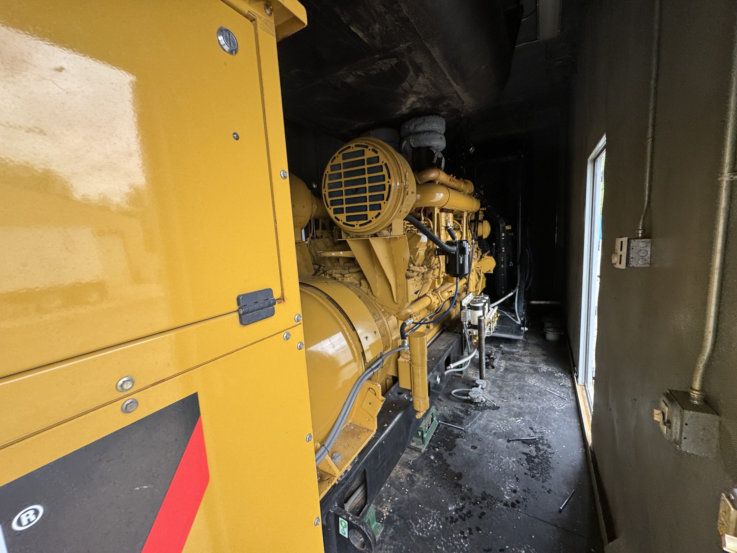2007 CAT 3516C 2MW Diesel Generator - Image 17