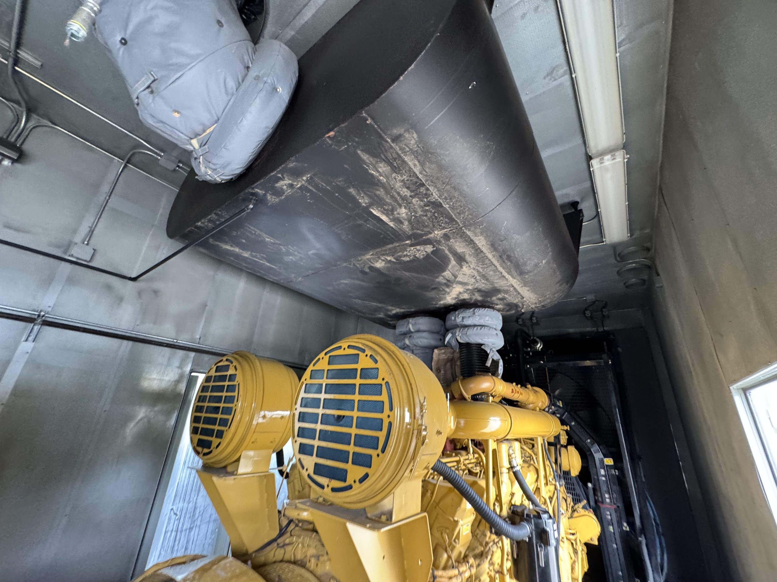 2007 CAT 3516C 2MW Diesel Generator - Image 15