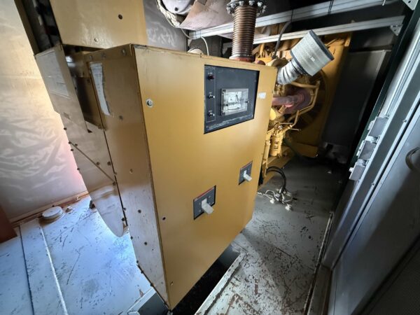 1999 CAT 3412 Diesel Generator